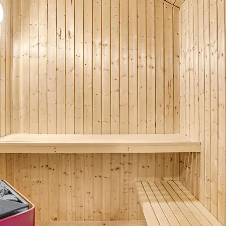 9 Tatil Evi